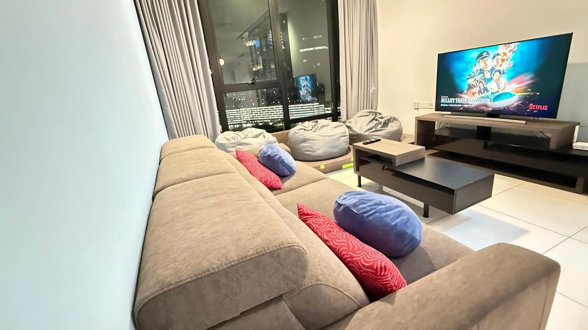 Midvalley Mosaic Funhouse 2Br 8Pax Johor Bahru Apartment